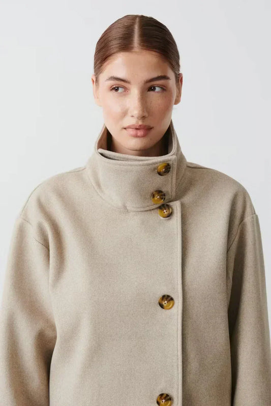 LYORA COAT