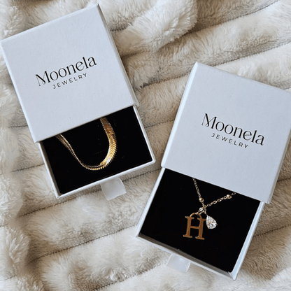 Collana Iniziale e Pietra Portafortuna - Oro Personalizzata