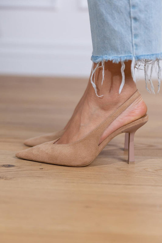 Tacones Bajos en Tono Nude